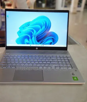 New Laptop HP Pavilion 15 16GB Intel Core I7 SSD 512GB