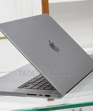 New Laptop Apple MacBook Pro 2021 M1 32GB Apple M1 Max SSD 512GB