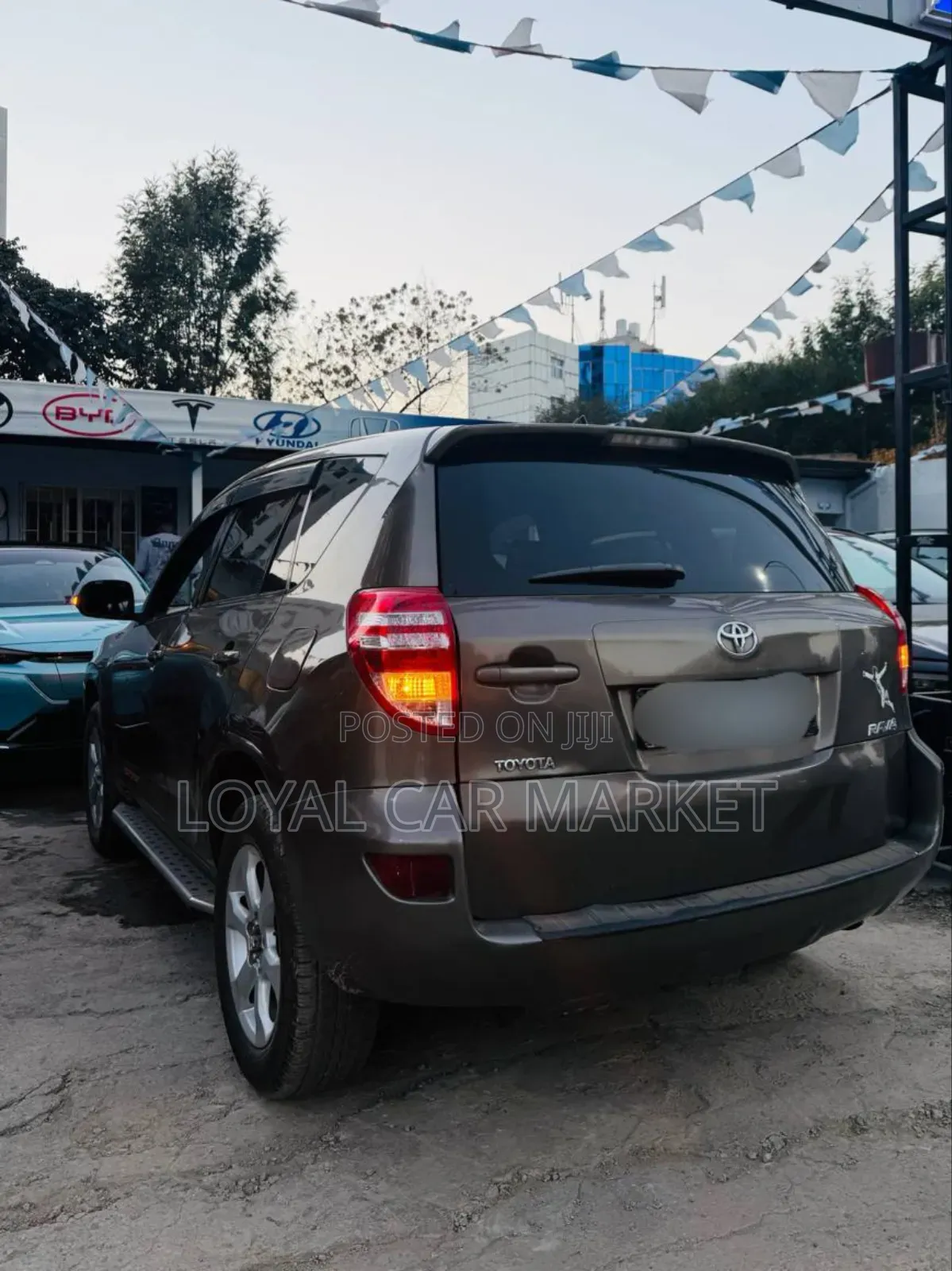 Toyota RAV4 2011 Gray