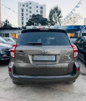 Toyota RAV4 2011 Gray