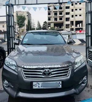 Toyota RAV4 2011 Gray