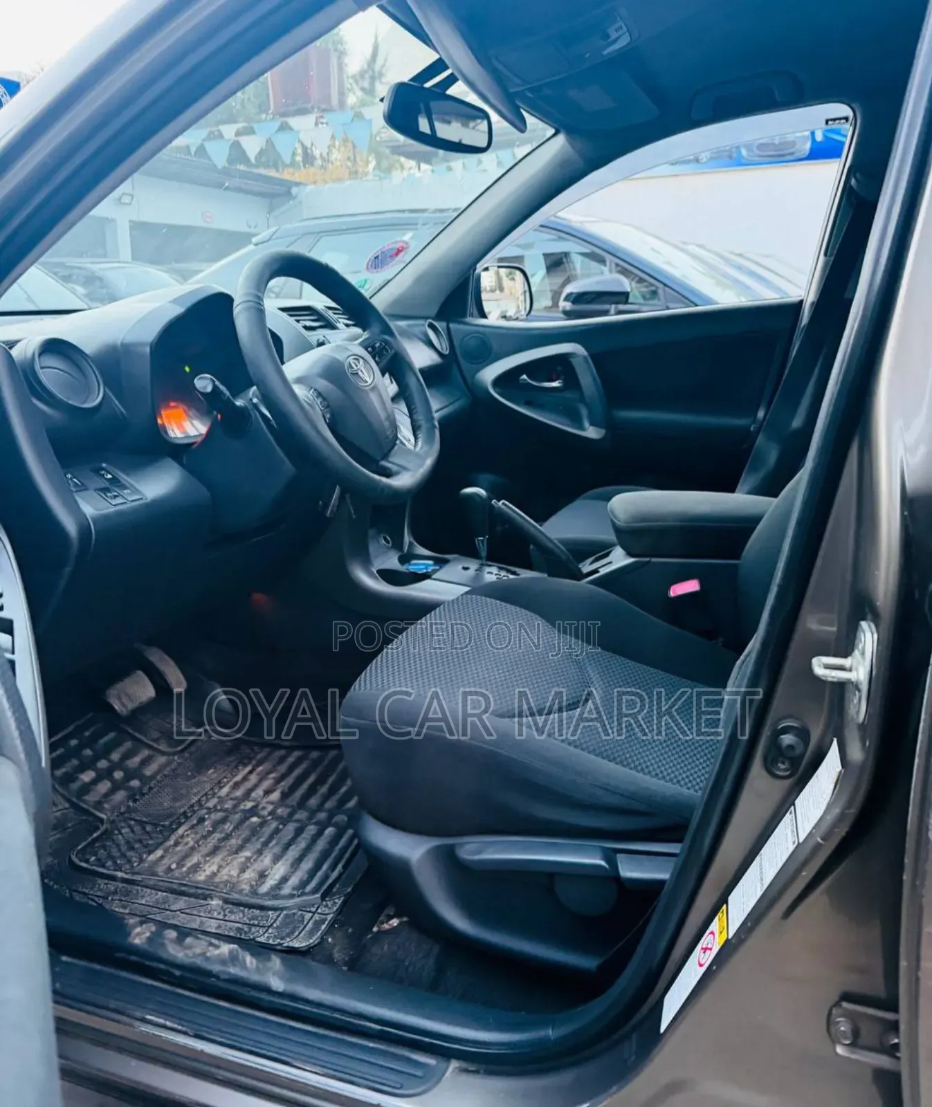 Toyota RAV4 2011 Gray