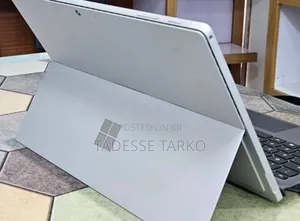 New Laptop Microsoft Surface Pro 7 16GB Intel Core I7 SSD 256GB