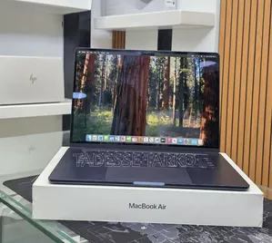 New Laptop Apple MacBook Air 2025 M4 15-Inch 16GB Apple M4 SSD 256GB