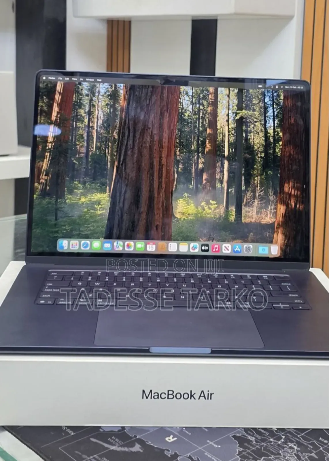 New Laptop Apple MacBook Air 2025 M4 15-Inch 16GB Apple M4 SSD 256GB