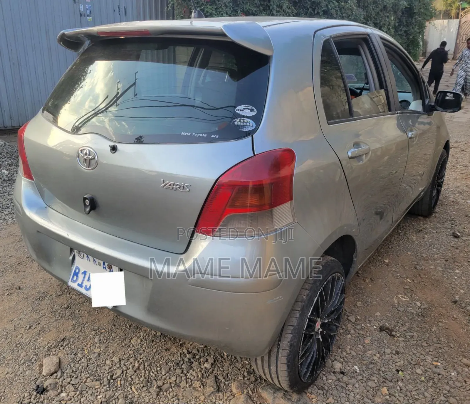 Toyota Yaris 2010 Gray