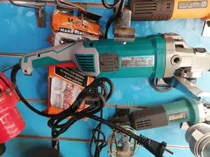 Total 2400w Grinder