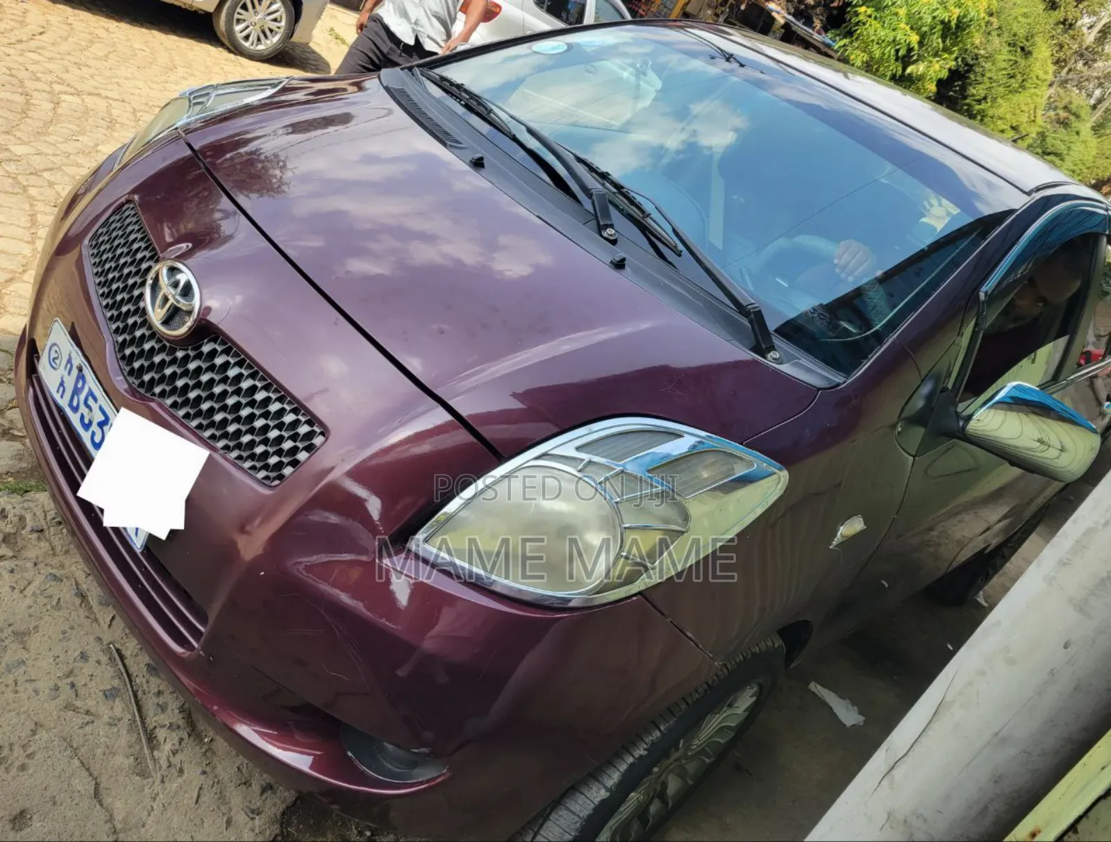Toyota Yaris 2010 Red