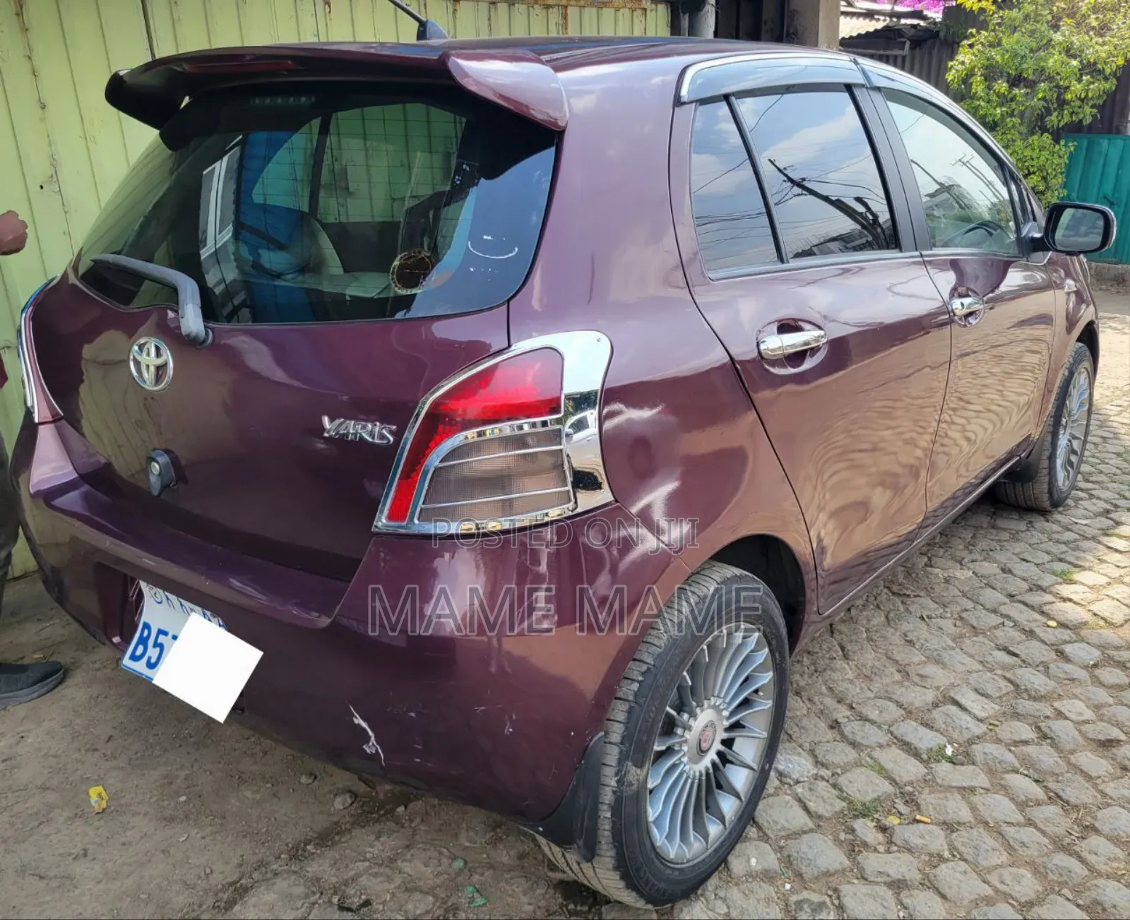 Toyota Yaris 2010 Red