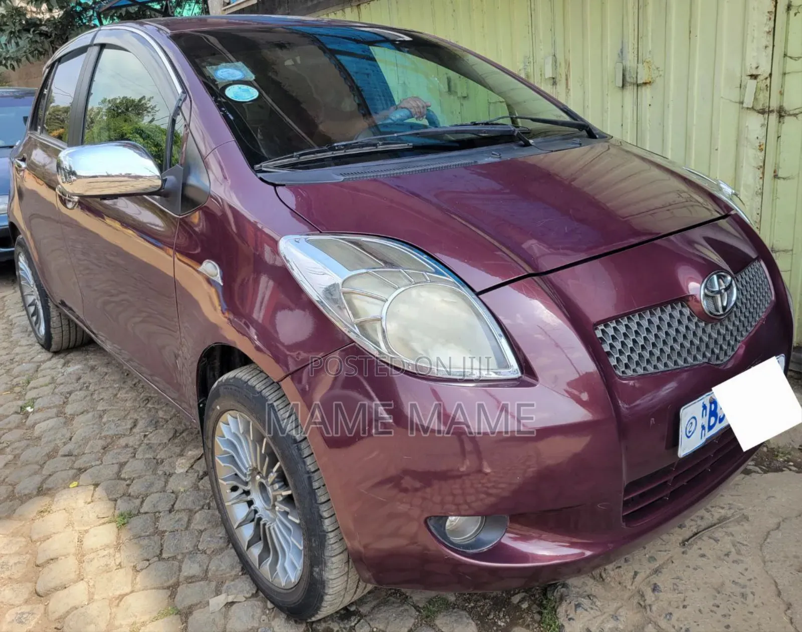 Toyota Yaris 2010 Red
