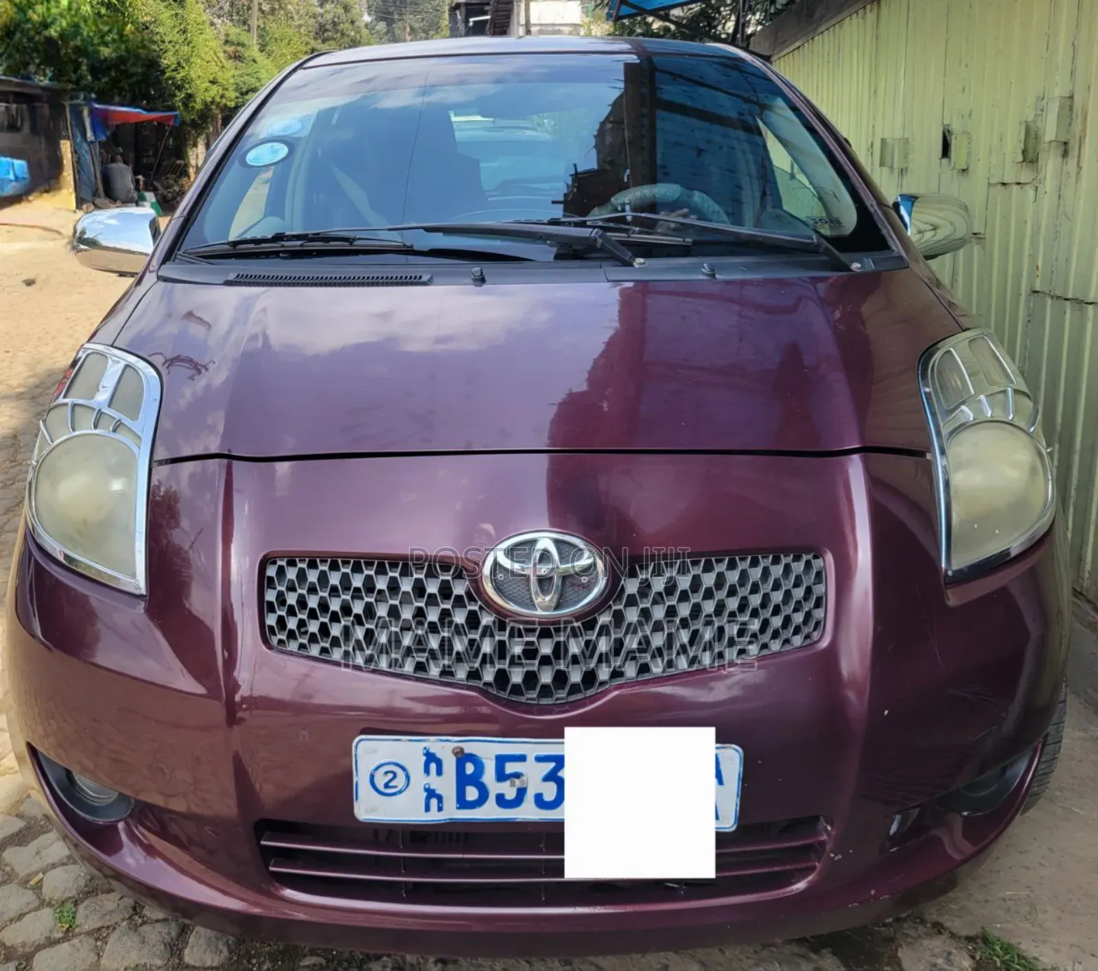Toyota Yaris 2010 Red