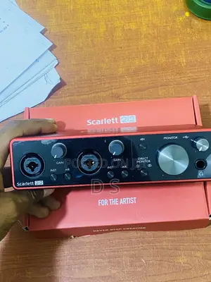 Scarlet Focusrite 2i2 3rd Generation Studio Interface