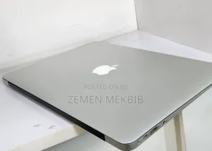 New Laptop Apple MacBook Air 2017 8GB Intel Core I5 SSD 256GB