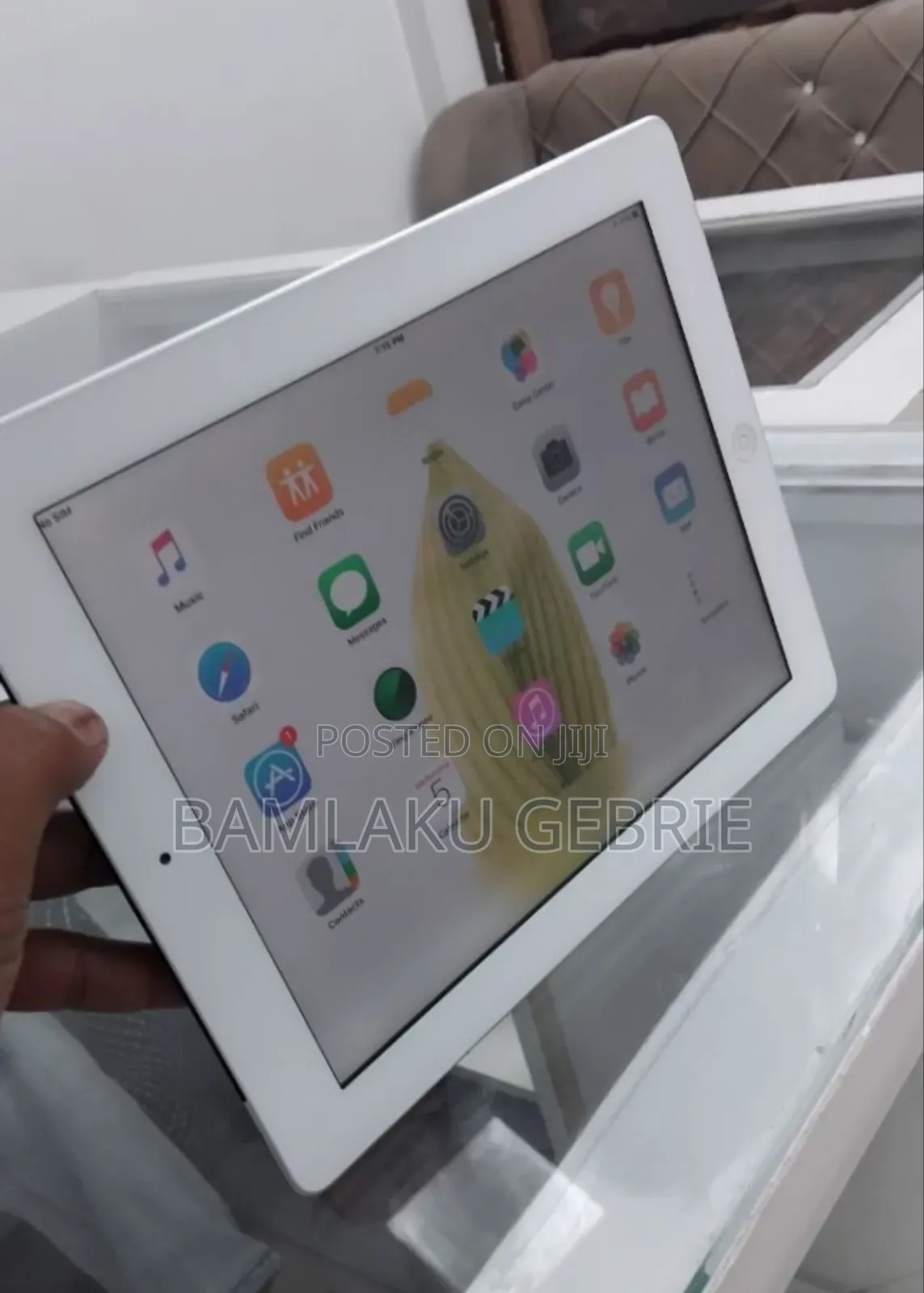 New Apple iPad 3 Wi-Fi + Cellular 32 GB Silver