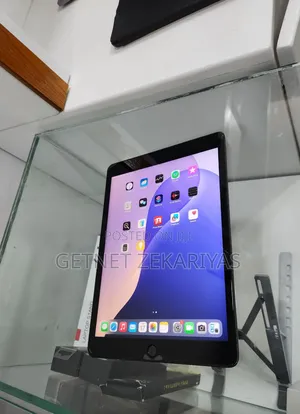 New Apple iPad 3 Wi-Fi + Cellular 256 GB