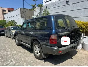 Toyota Land Cruiser 2002 Green