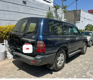 Toyota Land Cruiser 2002 Green