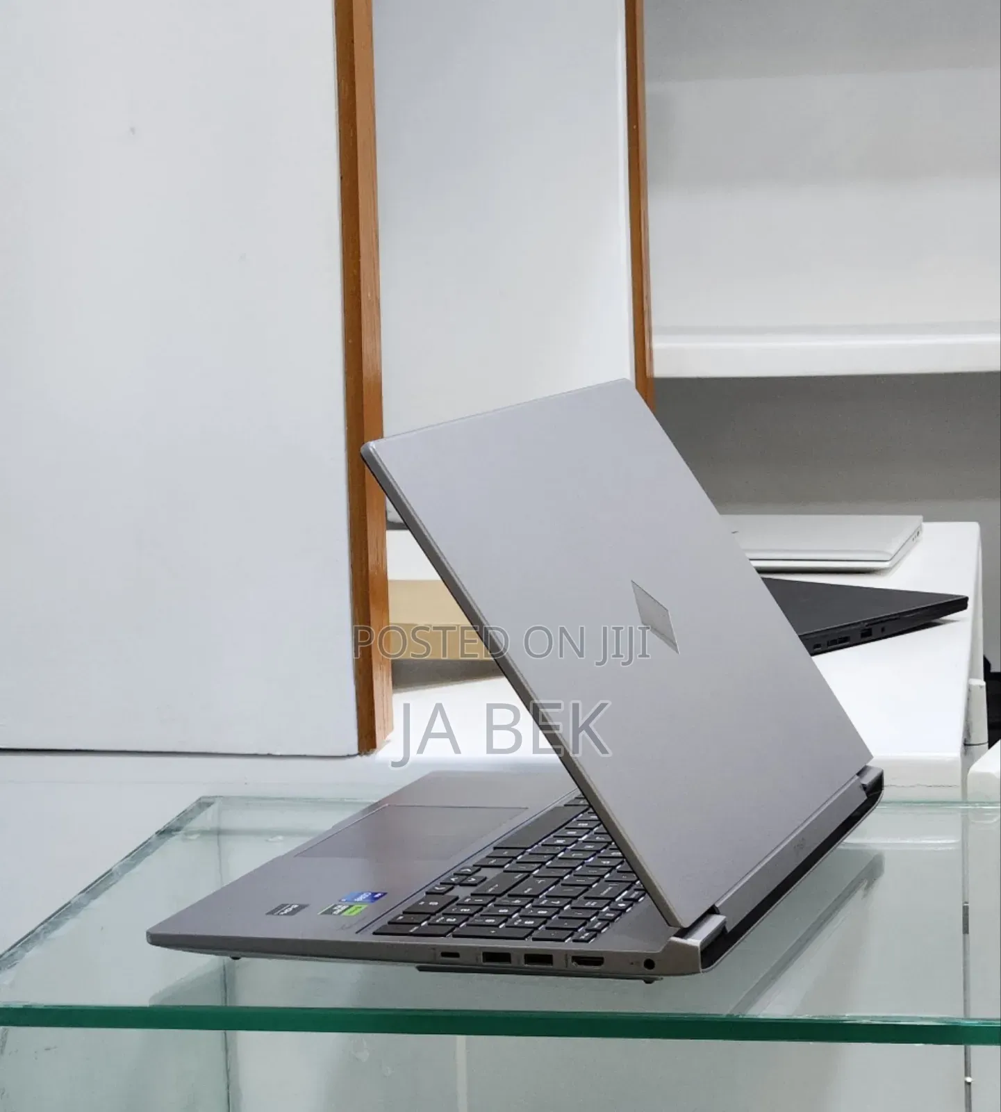 New Laptop HP Omen 16 16GB Intel Core I7 SSD 1T