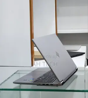 New Laptop HP Omen 16 16GB Intel Core I7 SSD 1T