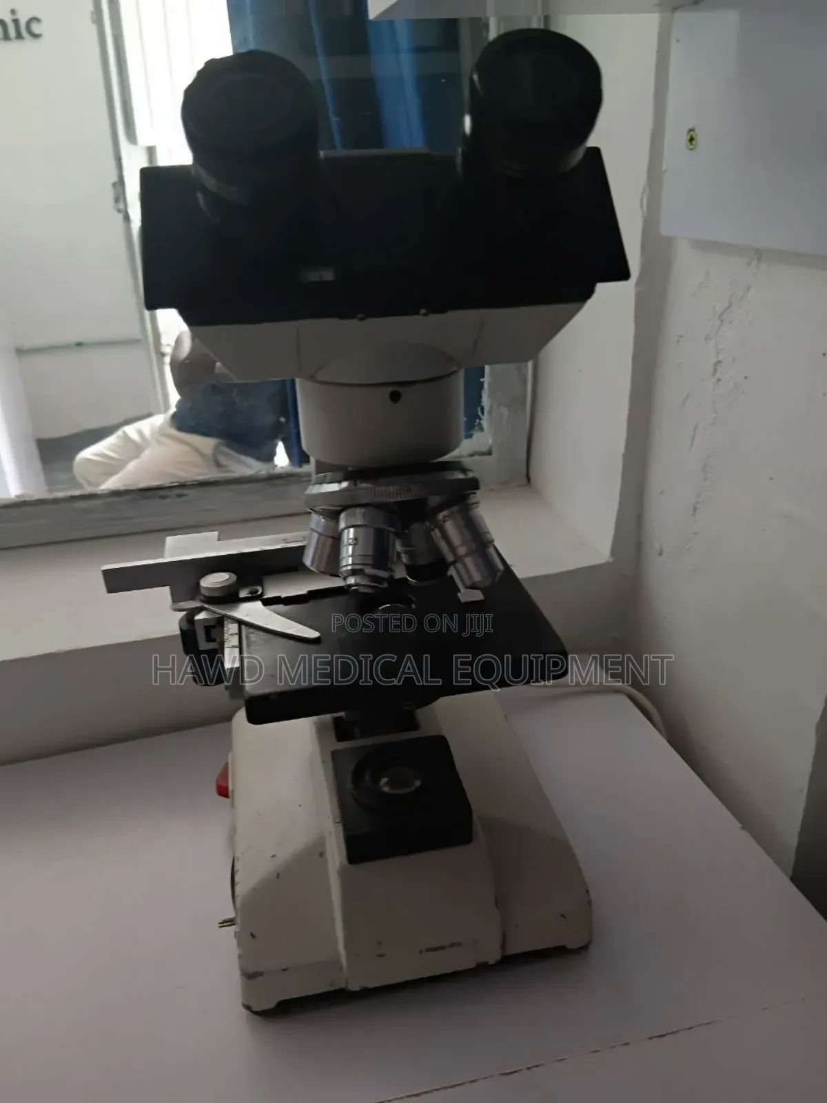 Binocular Microscope