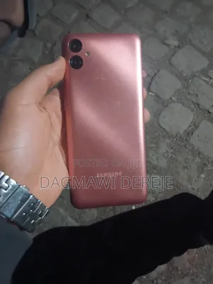 Samsung Galaxy A04e 32 GB Rose Gold