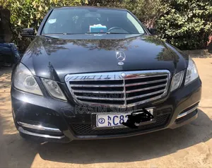 Mercedes-Benz E200 2012 Gray