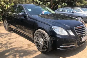 Mercedes-Benz E200 2012 Matt Black