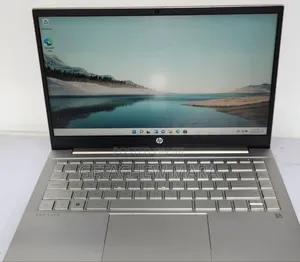 New Laptop HP Pavilion 15 8GB Intel Core 3 SSD 256GB