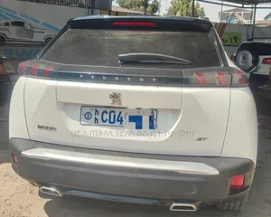 Peugeot 2008 2022 Off white