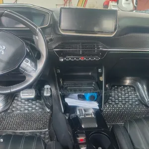 Peugeot 2008 2022 Off white