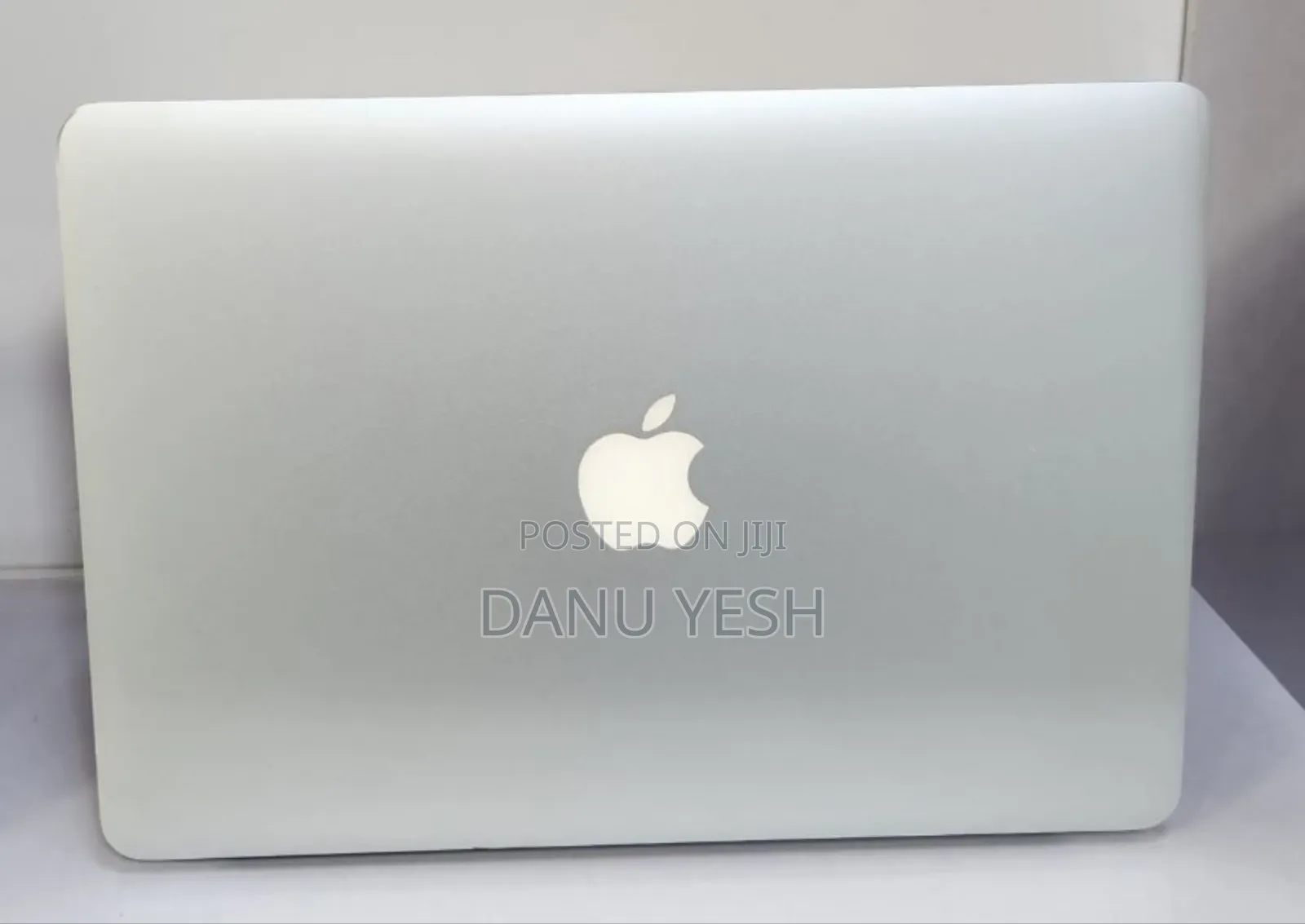 New Laptop Apple MacBook Air 2017 8GB Intel Core I5 SSD 256GB