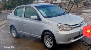 Toyota Platz 2005 Silver