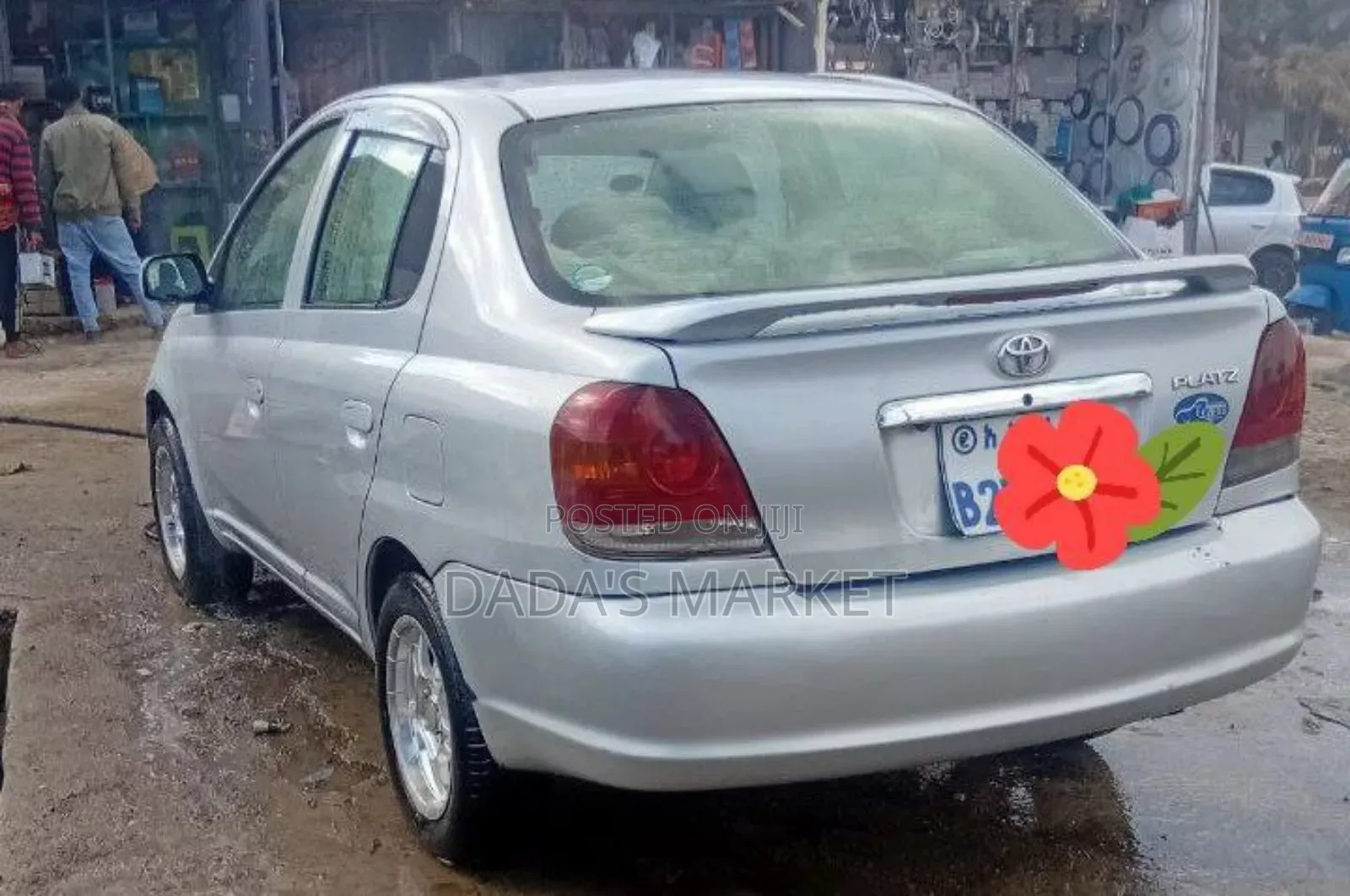 Toyota Platz 2005 Silver