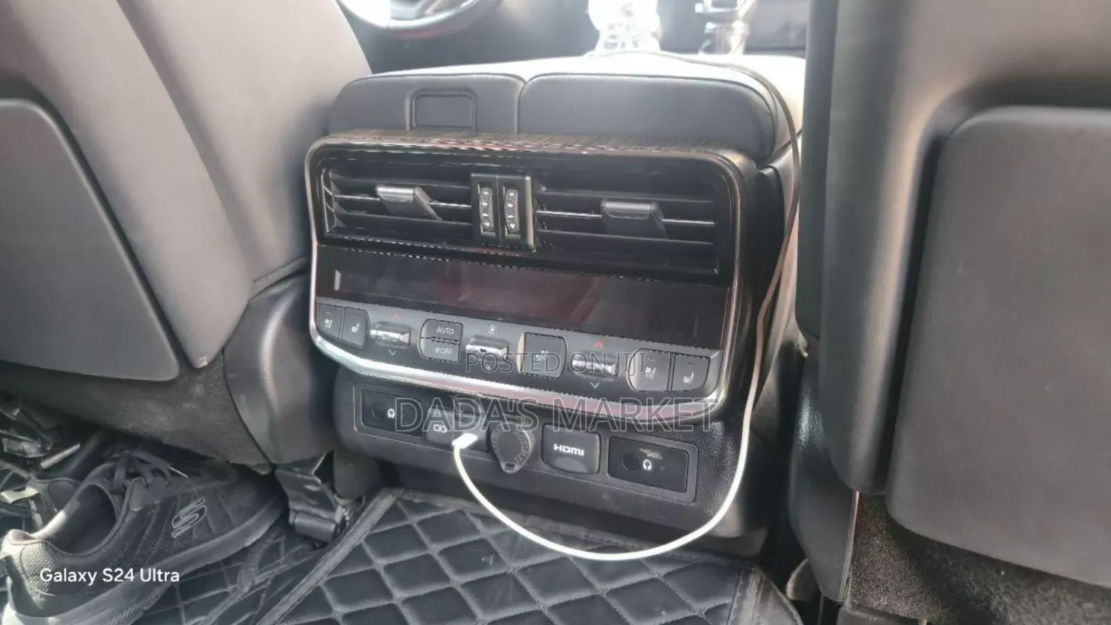 Toyota Land Cruiser 2023 White