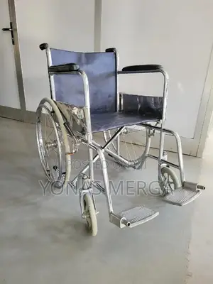 Wheelchair: High-Quality Steel Frame: Strong and Rust-劑田wheelchair