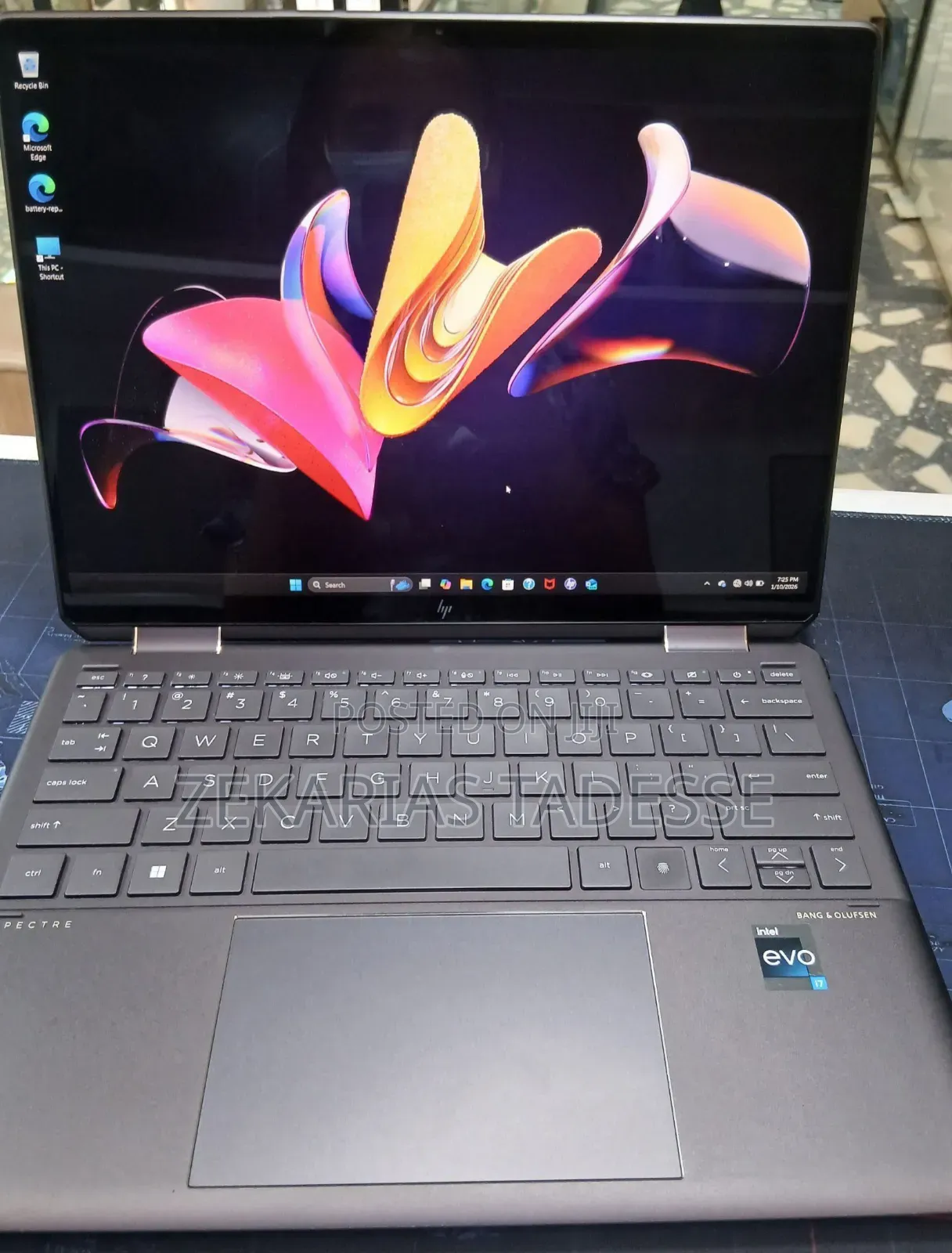 New Laptop HP Spectra 13 16GB Intel Core I7 SSD 1T