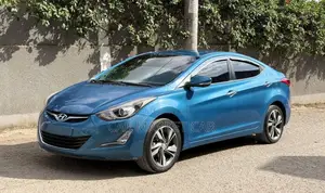 Hyundai Avante 2015 Yellow