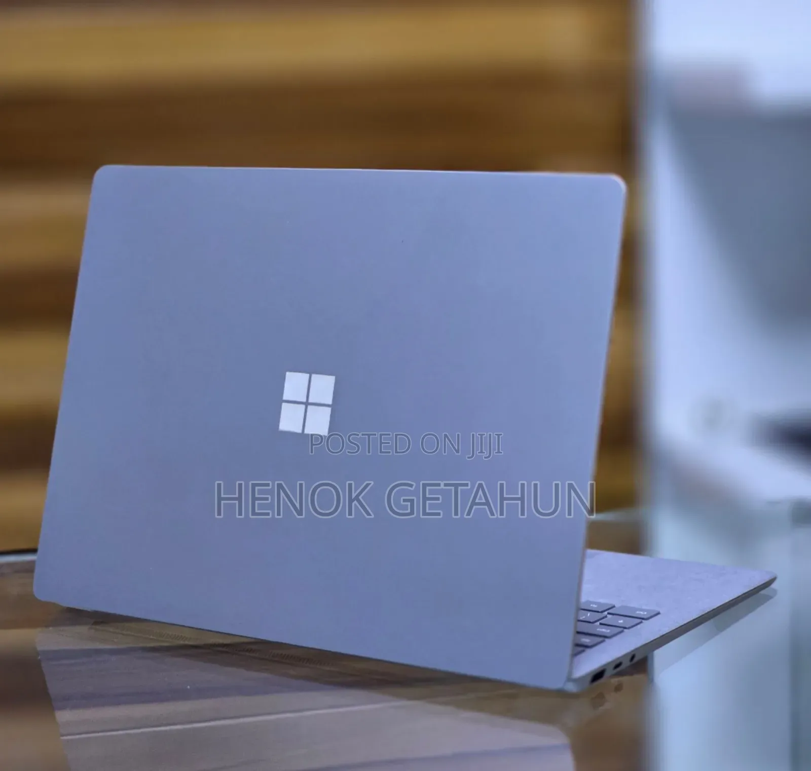 New Laptop Microsoft Surface 16GB Intel Core I7 SSD 256GB