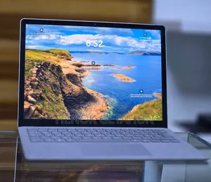 New Laptop Microsoft Surface 16GB Intel Core I7 SSD 256GB
