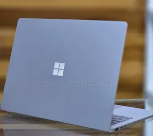 New Laptop Microsoft Surface Book 3 16GB Intel Core I7 SSD 256GB