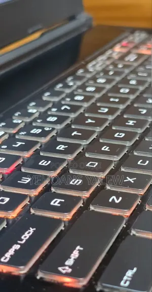 New Laptop MSI GE63 7RD Raider 16GB Intel Core I7 SSD 512GB