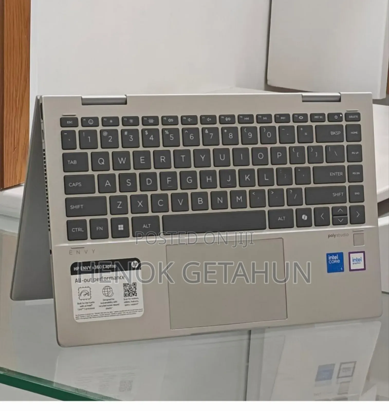 New Laptop HP Envy X360 8GB Intel Core I5 SSD 512GB