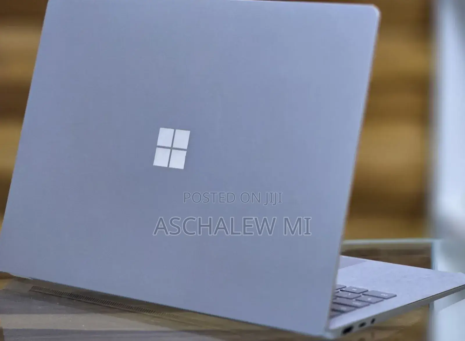 New Laptop Microsoft Surface 16GB Intel Core I7 SSD 256GB