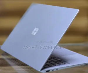 New Laptop Microsoft Surface 16GB Intel Core I7 SSD 256GB