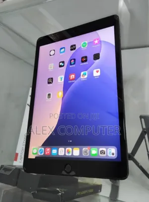 New Apple iPad 10.2 (2021) 256 GB