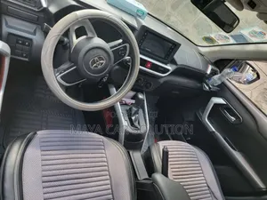 Toyota Raize 2021 Gray