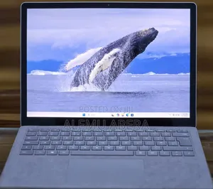 New Laptop Microsoft Surface 16GB Intel Core I7 SSD 256GB