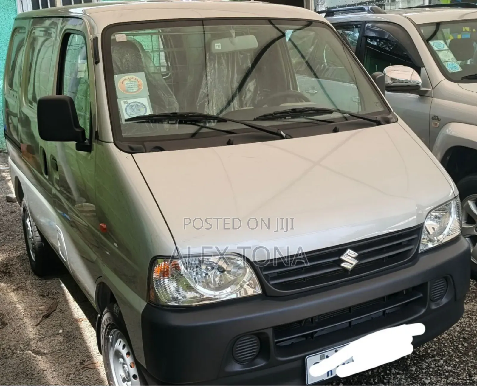 Suzuki Eeco 2024 Silver