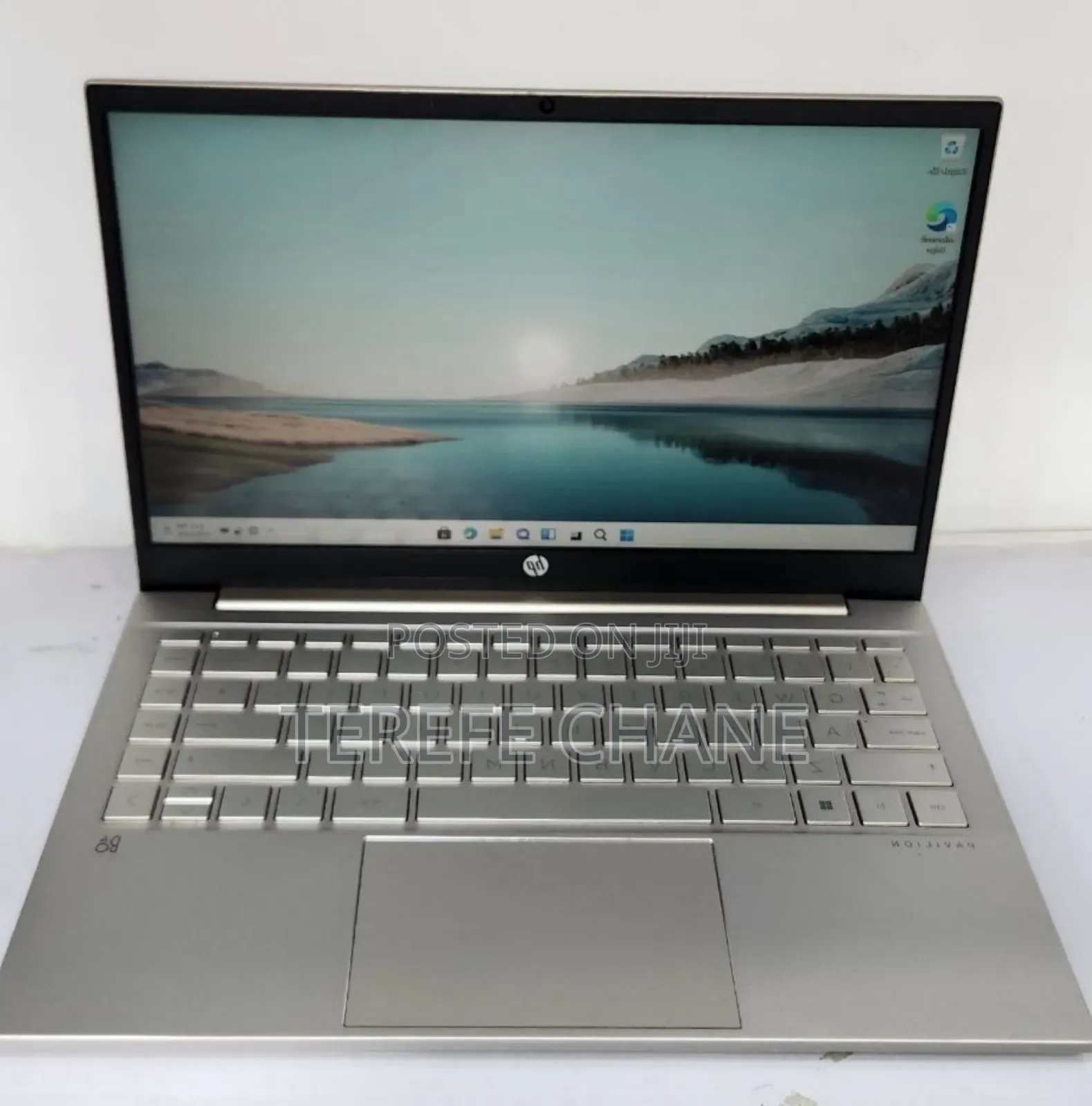 New Laptop HP Pavilion 14 8GB Intel Core I3 SSD 256GB