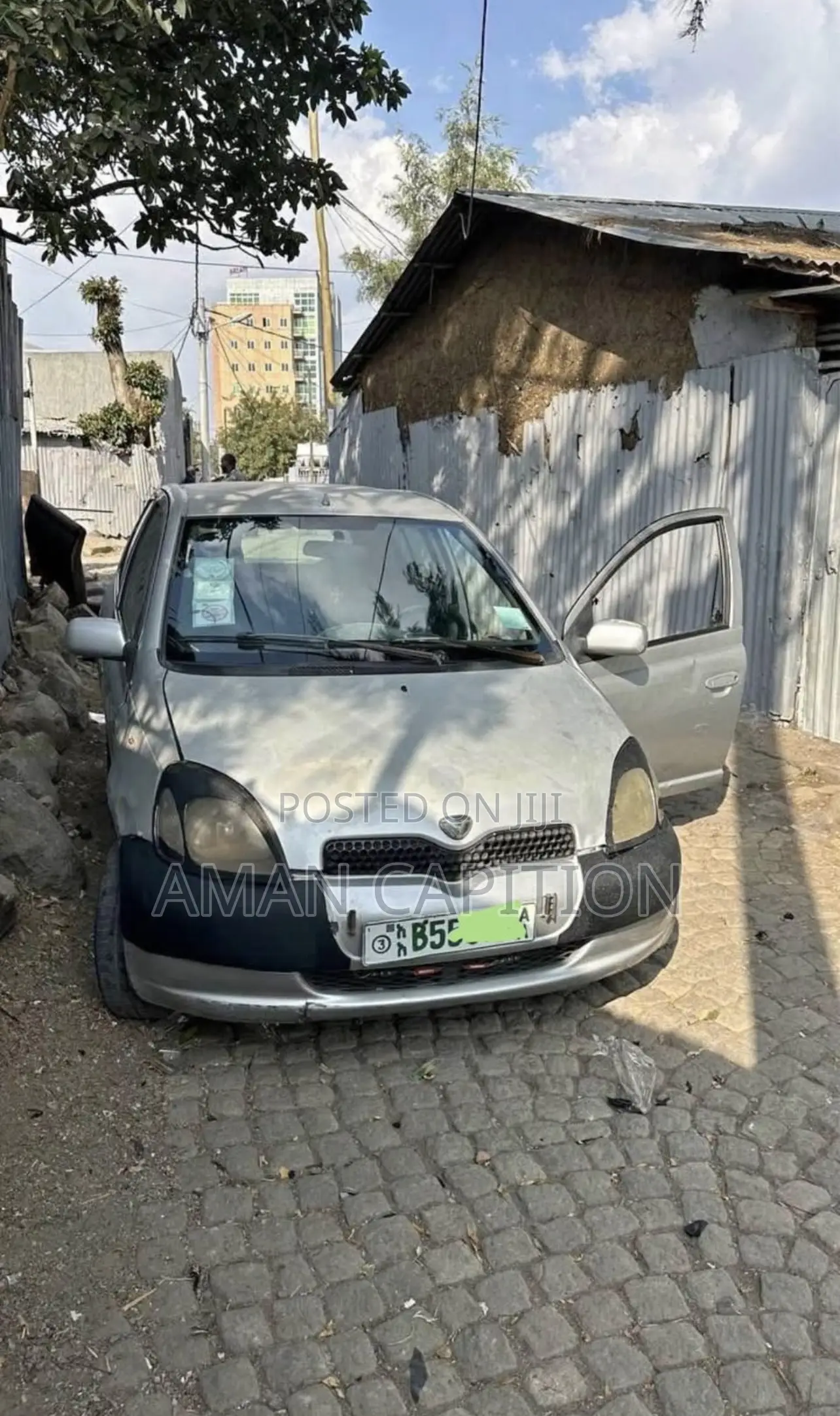 Toyota Vitz 2001 Silver